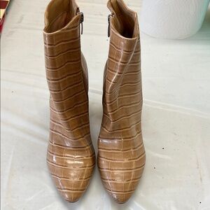 Nine West Camel Croc-Patterned Ankle Boots